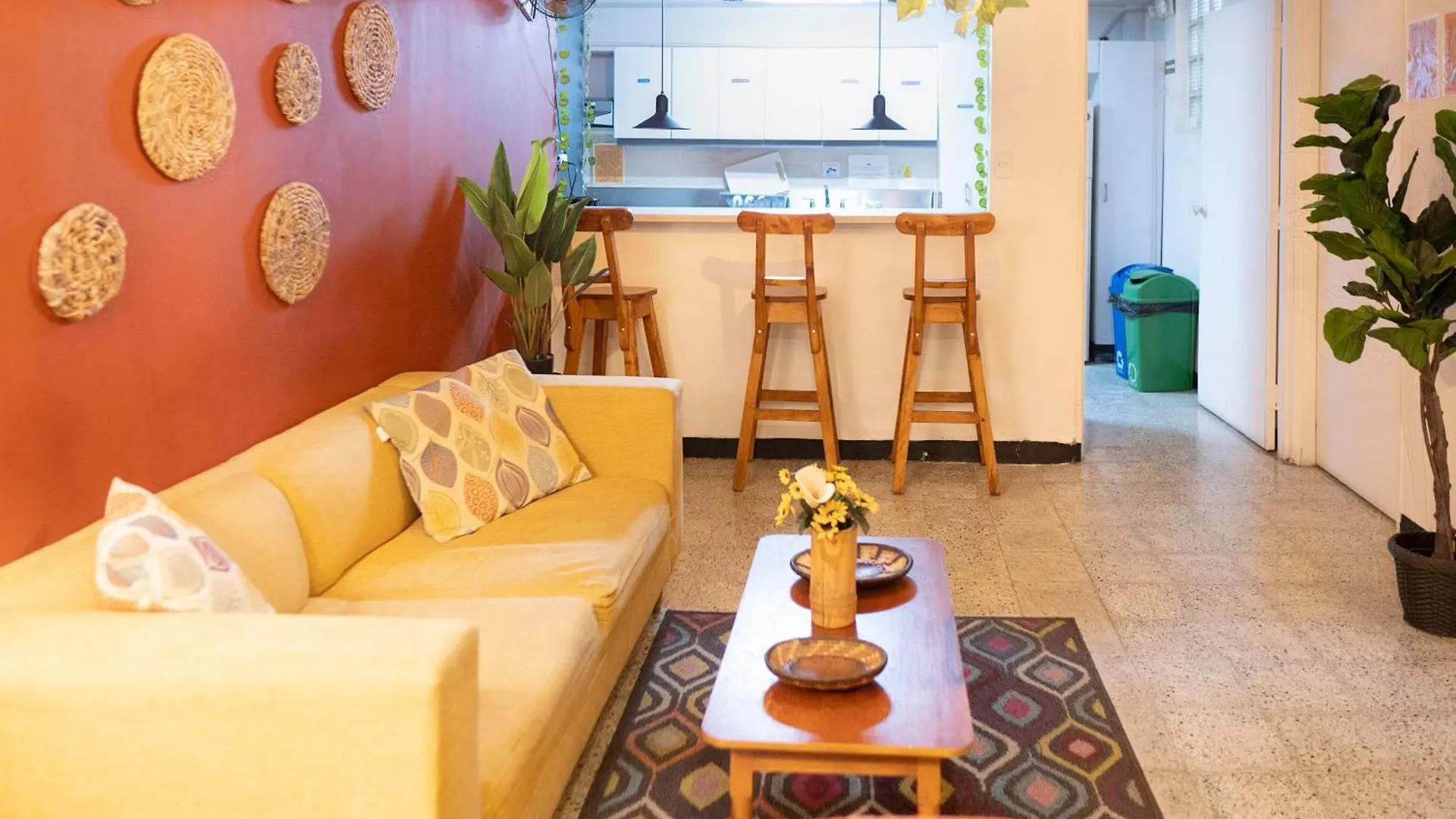 Guest house Africa House-Casa Hotel Laureles-La70 Medellin