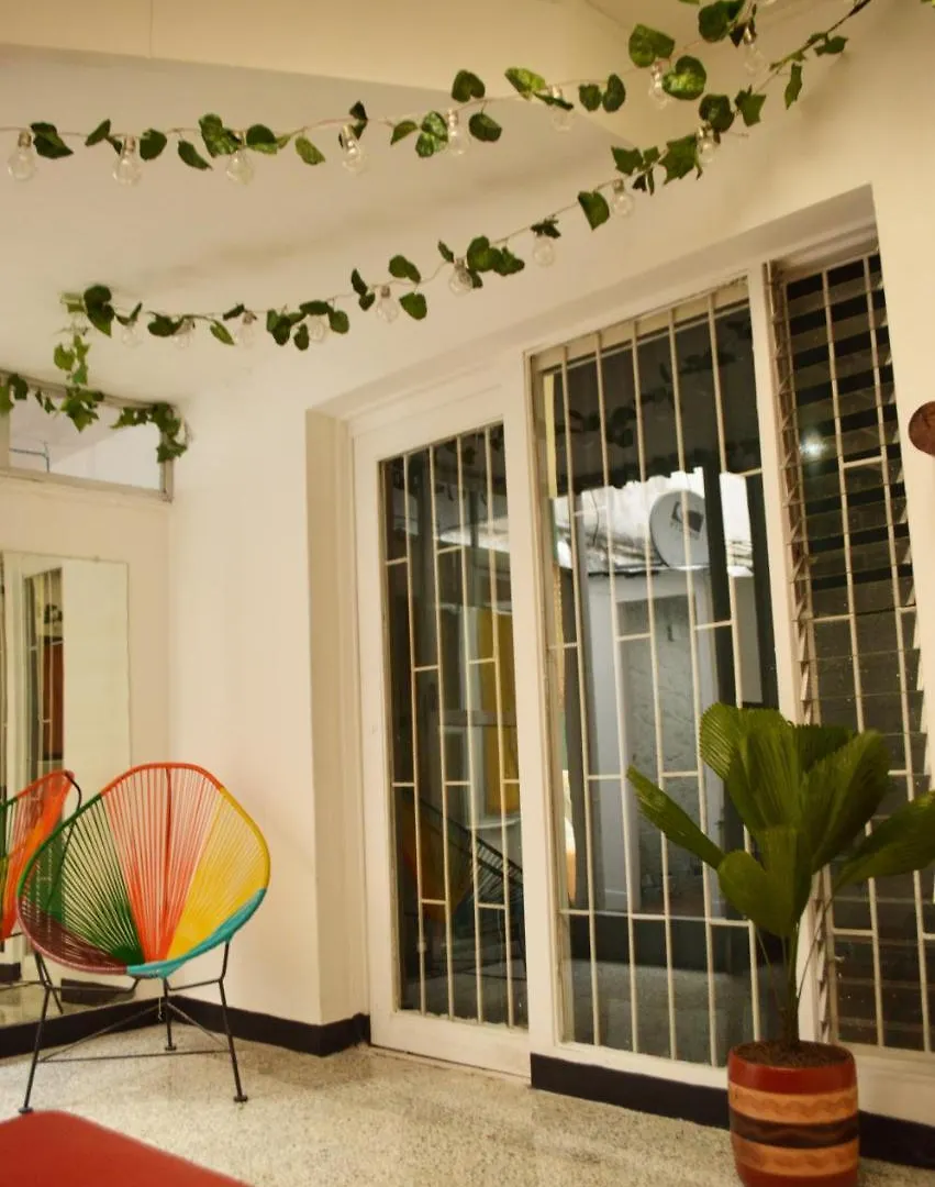 Africa House-Casa Hotel Laureles-La70 Medellin
