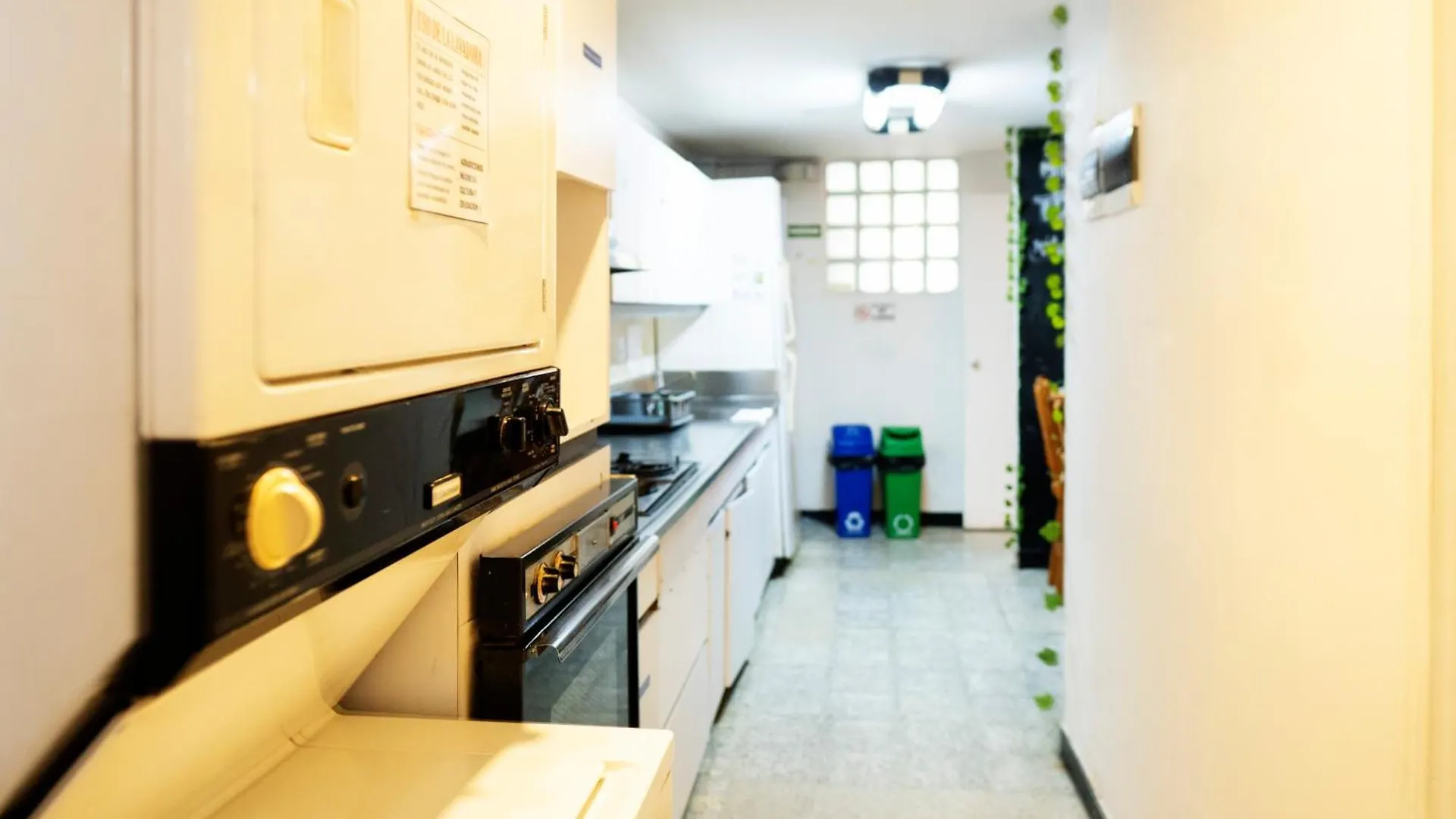 Casa de hóspedes Africa House-Casa Hotel Laureles-La70 Medellín